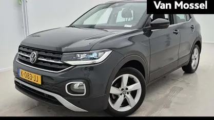Occasion 2021 VW T-Cross Style SUV | € 23.900 (Eerlijke prijs)