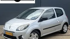 Grijs Gebruikt 2010 Renault Twingo Authentique Hatchback | € 2.000 (Goede deal)