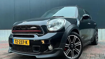 Zwart (metallic) Gebruikt 2013 Mini John Cooper Works Countryman Chili SUV | € 12.650 (Eerlijke prijs)