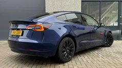 Gebruikt 2022 Tesla Model 3 Standard Range Sedan | € 28.499 (Eerlijke prijs)