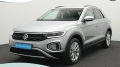 Gebruikt 2024 VW T-Roc Edition SUV | € 32.300 (Eerlijke prijs)