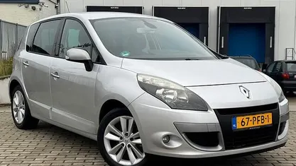 Occasion Renault Scénic III 110 PK (80 kW) 2011 Grijs (metallic) MPV