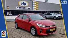 Rood Gebruikt 2018 Kia Rio Hatchback | € 12.000 (Goede deal)