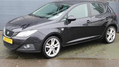 Zwart Gebruikt 2011 Seat Ibiza Sport Hatchback | € 3.650 (Eerlijke prijs)
