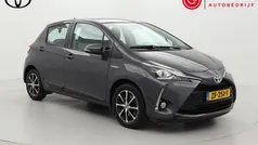 Grijs Gebruikt 2018 Toyota Yaris Hybrid Hatchback | € 15.999 (Eerlijke prijs)