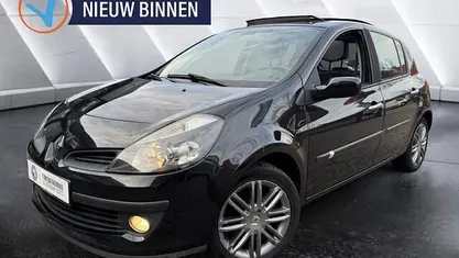 Zwart Occasion 2007 Renault Clio II Exception Hatchback | € 3.490 (Eerlijke prijs)