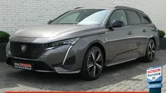 Grijs, metallic lak Gebruikt 2023 Peugeot 308 GT-line Stationwagen | € 24.850 (Goede deal)