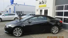 Zwart, metallic lak Gebruikt 2014 Opel Cascada Cosmo Cabriolet | € 11.950 (Eerlijke prijs)