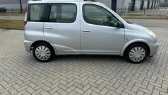 Grijs Gebruikt 2004 Toyota Yaris Verso Sol MPV | € 3.999 (Eerlijke prijs)