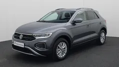 Gebruikt 2024 VW T-Roc Life SUV | € 27.740 (Eerlijke prijs)