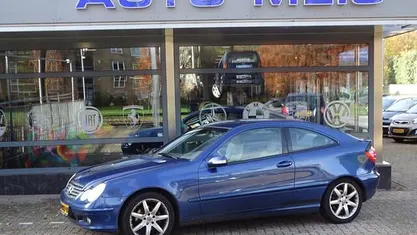 Blauw Gebruikt 2002 Mercedes C200 Avantgarde Coupé | € 1.495 (Eerlijke prijs)