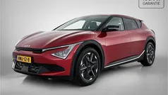 Rood metallic Nieuw 2025 Kia EV6 Light SUV | € 39.950 (Goede deal)