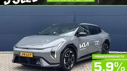 Grijs Gebruikt 2025 Kia EV4 Sedan | € 47.499 (Goede deal)