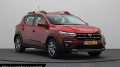 Rood Gebruikt 2021 Dacia Sandero Comfort Hatchback | € 11.445 (Eerlijke prijs)