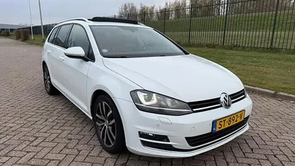Wit Gebruikt 2014 VW Golf VII Highline Stationwagen | € 7.950 (Eerlijke prijs)