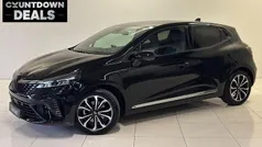 Gebruikt 2023 Renault Clio V Techno Hatchback | € 23.395 (Eerlijke prijs)