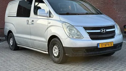 Occasion Hyundai H 300 Dynamiq 170 PK (125 kW) 2008 Grijs Van