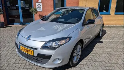 Occasion Renault Mégane III 110 PK (80 kW) 2011 Grijs Hatchback