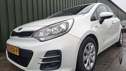 Occasion 2016 Kia Rio Hatchback | € 5.600 (Eerlijke prijs)