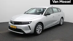 Grijs Gebruikt 2023 Opel Astra Edition Stationwagen | € 21.440 (Eerlijke prijs)