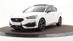 Wit Gebruikt 2021 Cupra Leon VZ Hatchback | € 26.940 (Eerlijke prijs)