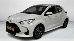Wit Gebruikt 2022 Toyota Yaris Hatchback | € 21.250 (Eerlijke prijs)