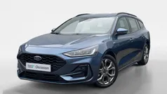 Chrome blue Gebruikt 2023 Ford Focus ST-Line Stationwagen | € 25.440 (Eerlijke prijs)