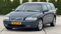 Blauw, metallic lak Gebruikt 2006 Volvo V70 Stationwagen | € 2.299 (Eerlijke prijs)
