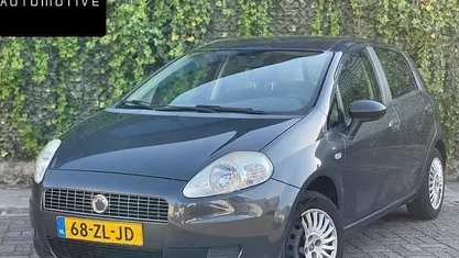Grijs Occasion 2008 Fiat Grande Punto Dynamic Hatchback | € 2.150 (Eerlijke prijs)