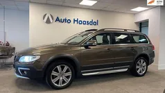 Bruin Gebruikt 2015 Volvo XC70 Inscription SUV | € 26.990 (Eerlijke prijs)