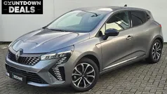 Grijs Gebruikt 2023 Renault Clio V Techno Hatchback | € 23.995 (Eerlijke prijs)