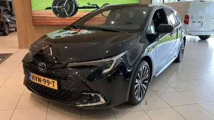 Occasion 2025 Toyota Corolla Stationwagen | € 34.990 (Eerlijke prijs)