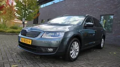 Grijs Gebruikt 2017 Skoda Octavia Business Line Stationwagen | € 11.999 (Goede deal)