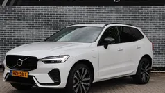 Gebruikt 2022 Volvo XC60 R-Design SUV | € 47.694 (Eerlijke prijs)