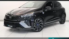 Gebruikt 2023 Renault Clio V Esprit Alpine Hatchback | € 25.695 (Eerlijke prijs)