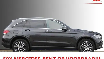 Grijs Gebruikt 2021 Mercedes GLC300 Business SUV | € 36.900 (Eerlijke prijs)