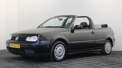 Zwart Gebruikt 1999 VW Golf IV Trendline Cabriolet | € 1.250 (Goede deal)