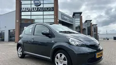 Gebruikt 2005 Toyota Aygo Hatchback | € 2.690 (Eerlijke prijs)