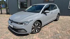 Gebruikt 2022 VW Golf VIII Active Hatchback | € 26.750 (Eerlijke prijs)
