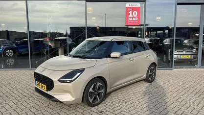 Occasion 2024 Suzuki Swift Style Hatchback | € 20.640 (Eerlijke prijs)