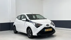 Wit Gebruikt 2019 Toyota Aygo X-play Hatchback | € 9.449 (Goede deal)