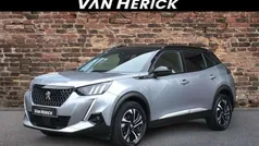 Grijs, metallic lak Gebruikt 2021 Peugeot 2008 GT SUV | € 18.945 (Eerlijke prijs)