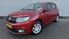 Gebruikt 2018 Dacia Sandero Lauréate Hatchback | € 7.945 (Eerlijke prijs)