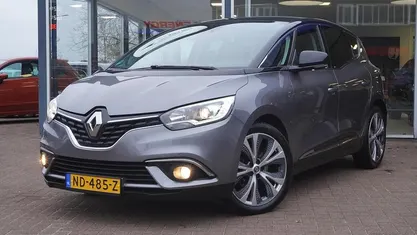Grijs (metallic) Gebruikt 2017 Renault Scénic IV Intens MPV | € 10.950 (Eerlijke prijs)