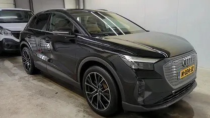Gebruikt 2021 Audi Q4 e-tron Comfort SUV | € 23.950 (Eerlijke prijs)