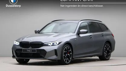 Grijs Gebruikt 2025 BMW 330e M Sport Stationwagen | € 55.950 (Eerlijke prijs)