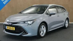 Grijs Gebruikt 2023 Toyota Corolla Active Stationwagen | € 28.250 (Eerlijke prijs)