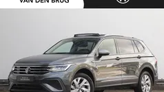 Gebruikt 2024 VW Tiguan Life SUV | € 45.295 (Eerlijke prijs)