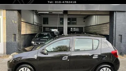 Occasion Dacia Sandero Lauréate 90 PK (66 kW) 2014 Zwart Hatchback
