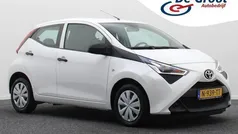 Wit Gebruikt 2022 Toyota Aygo Hatchback | € 12.950 (Super prijs)